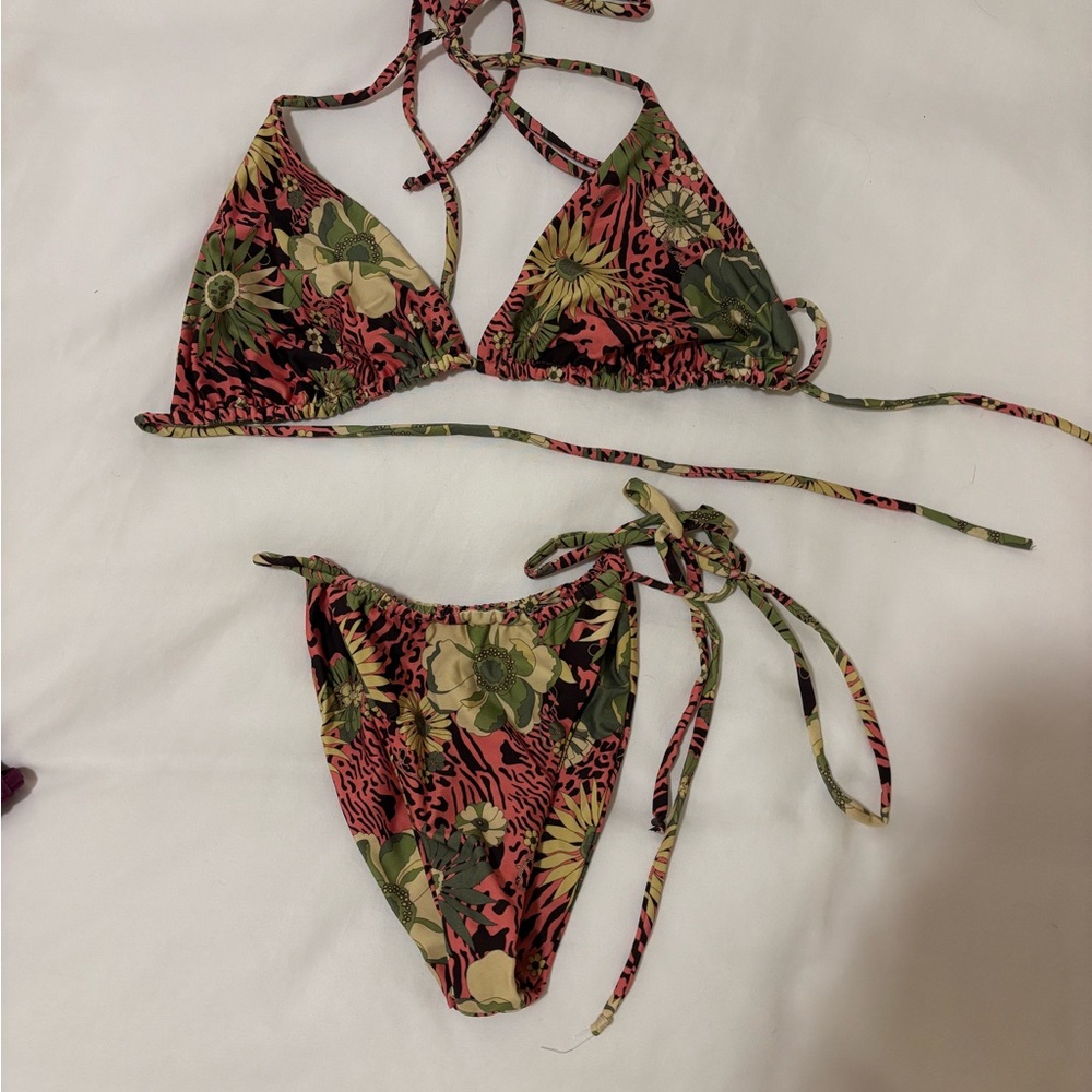 iNAMORATA Floral Bikini in Pink and Green